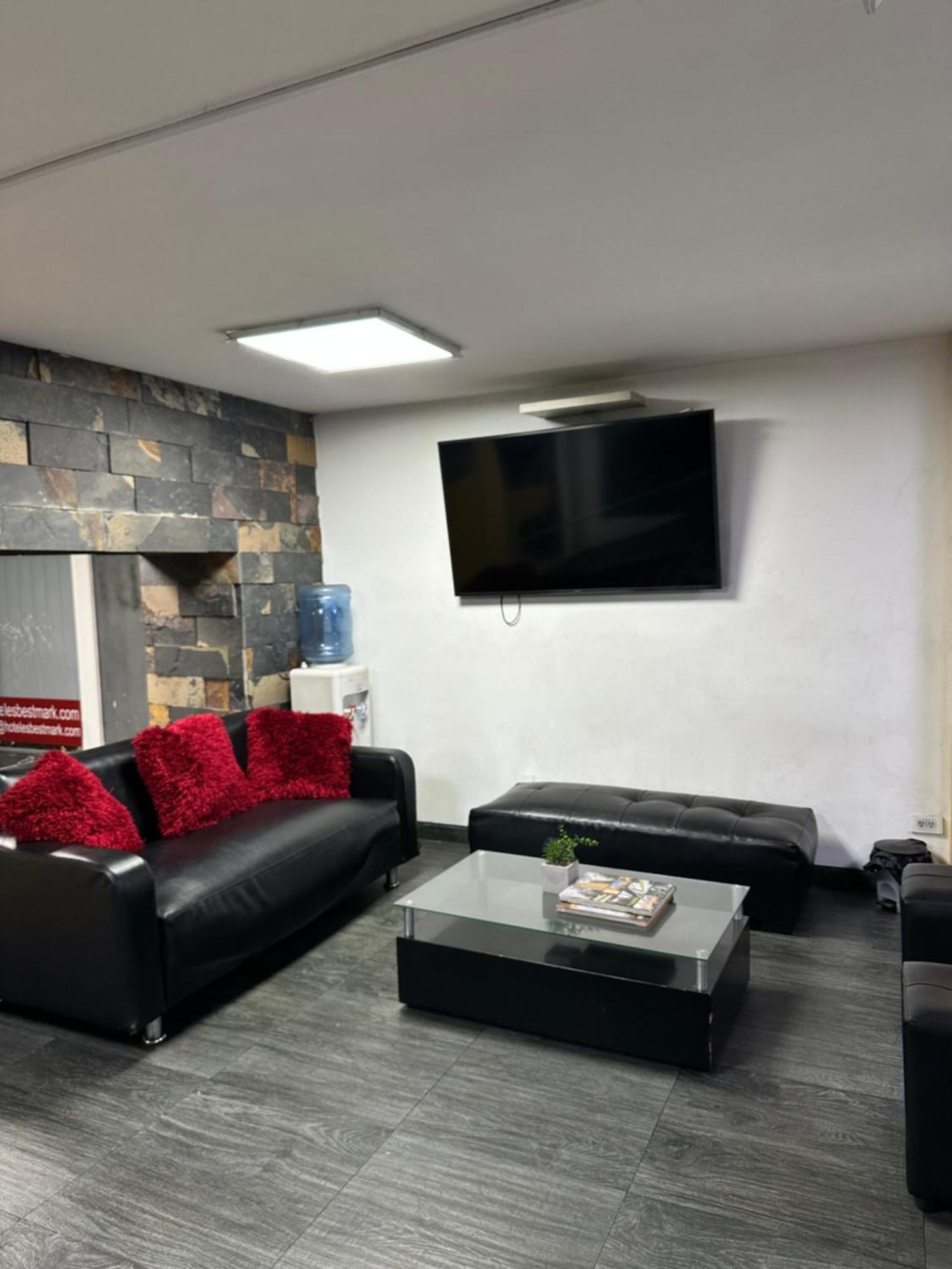 Hotel Bestmark Platino En Chapinero בוגוטה מראה חיצוני תמונה